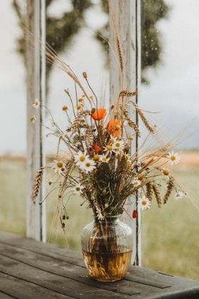 Picture of RAINY DAY BOUQUET