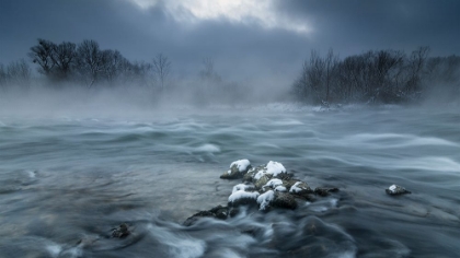 Picture of FROSTY MORNING AT THE RIVER