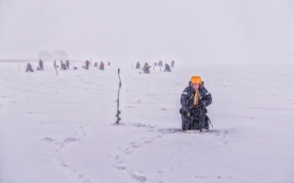 Picture of ICE FISHING