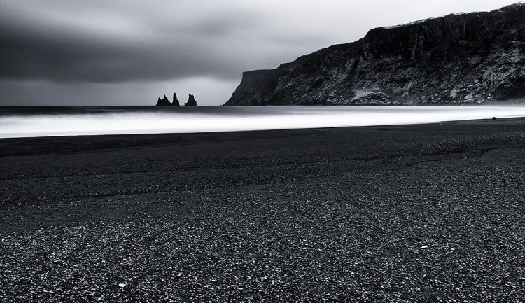 Picture of VIK AND THE BLACK SAND