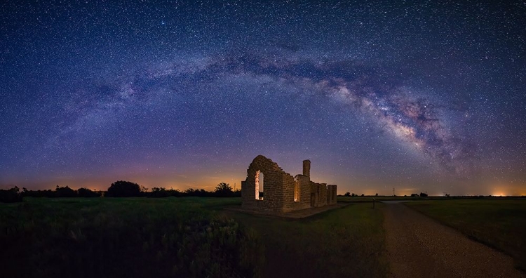 Picture of FORT GRIFFIN UNDER THE NIGHT SKY