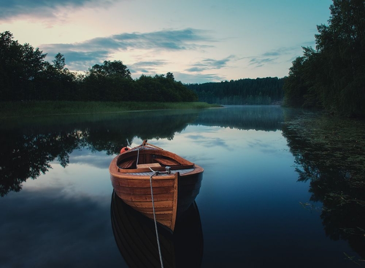 Picture of BOAT IN FOG