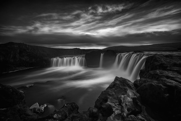 Picture of DRAMATIC GODAFOSS