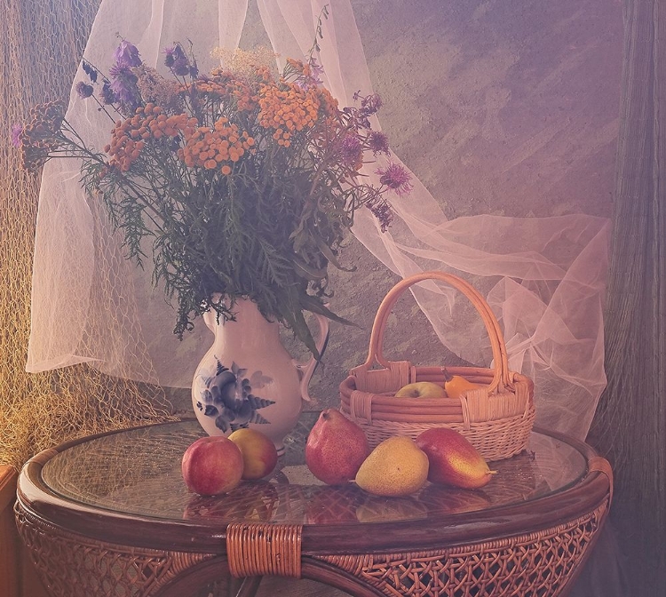 Picture of STILL LIFE WITH PEARS