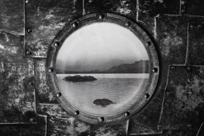 Picture of THE OLD PORTHOLE