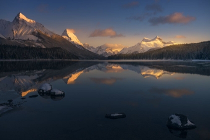 Picture of MALIGNE LAKE