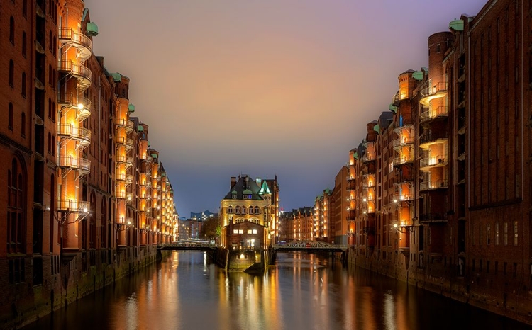 Picture of HAMBURG HAFEN  CITY