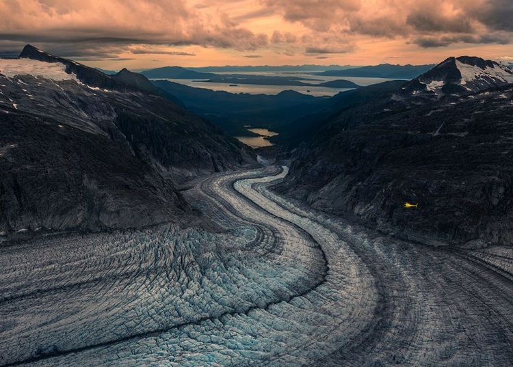 Picture of GLACIER EXPLORATION