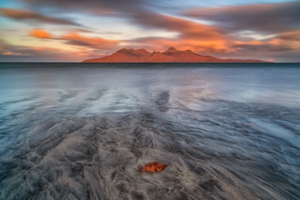 Picture of AUTUMN IN EIGG