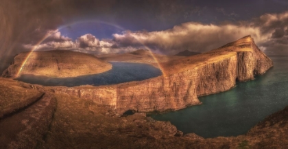 Picture of LAKE BENEATH THE RAINBOW