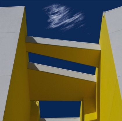 Picture of YELLOW AND WHITE STRUCTURE