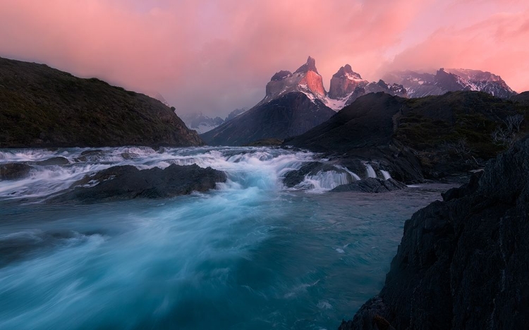 Picture of SUNRISE AT CUERNOS DEL PAINE