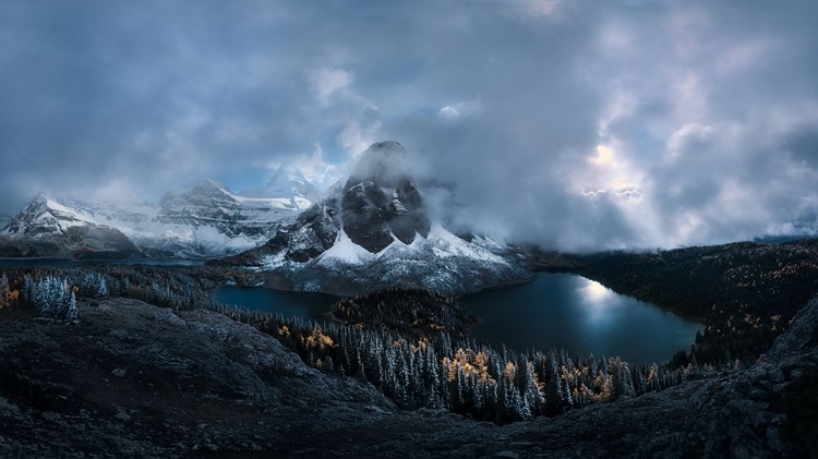 Picture of MOUNT ASSINIBOINE