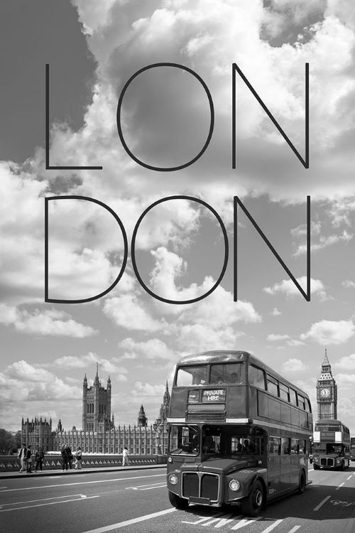 Picture of BUSSES IN LONDON | TEXT A SKYLINE