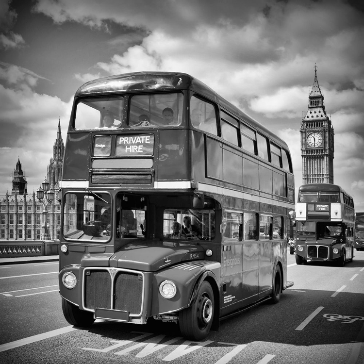 Picture of LONDON CLASSICAL STREETSCENE