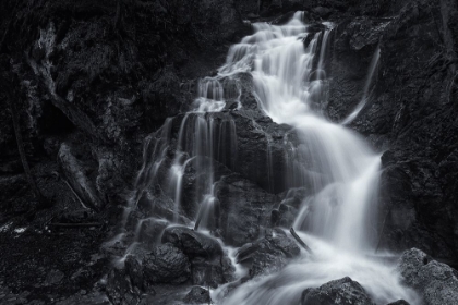 Picture of MOUNTAIN WATER