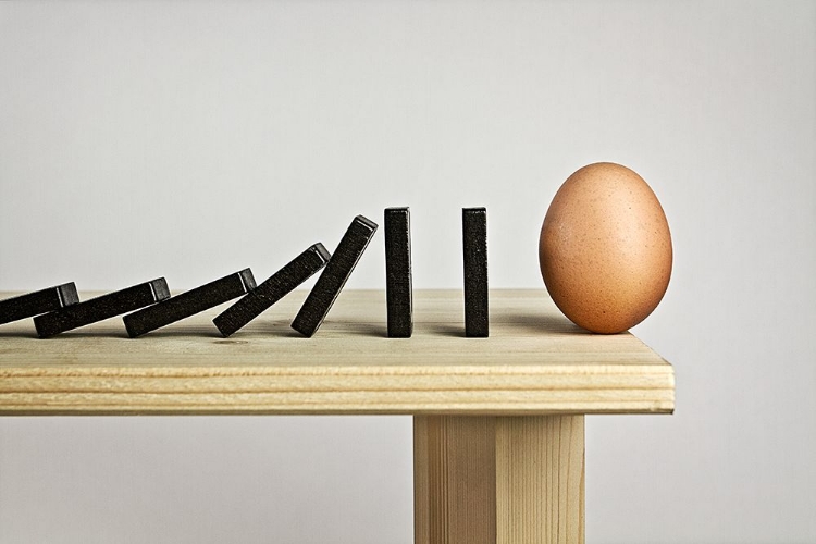 Picture of DOMINO EFFECT