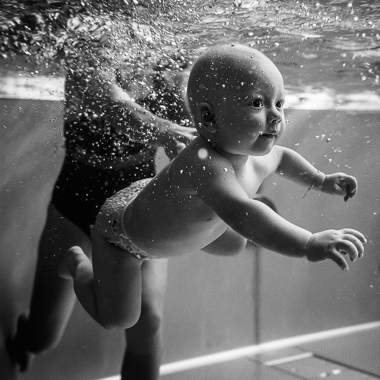 Picture of UNDERWATER SWIMMING