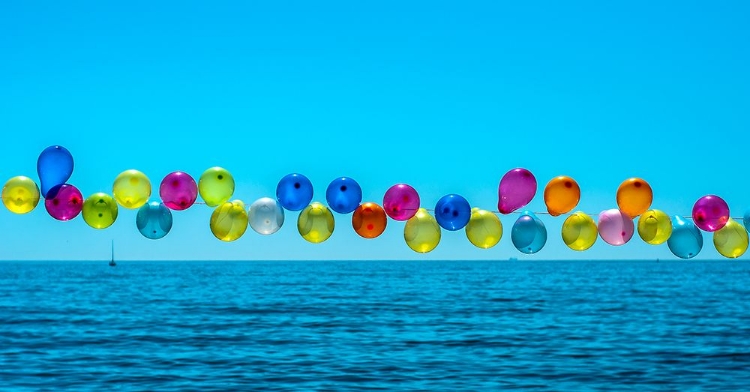 Picture of BALLOONS...