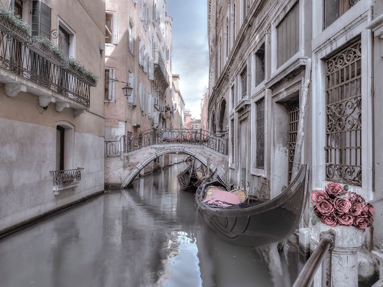 Picture of BUNCH OF ROSES ON BRIDGE OVER NARROW CANAL - VENICE - ITALY