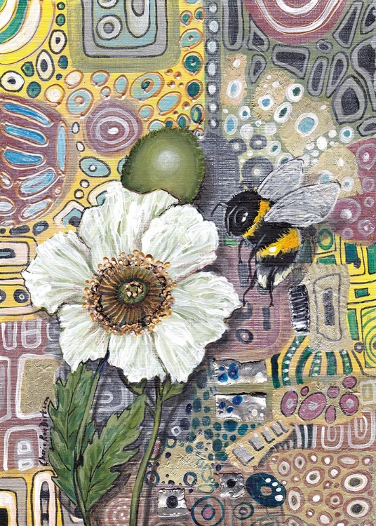 Picture of BUMBLEBEE WITH WHITE POPPY