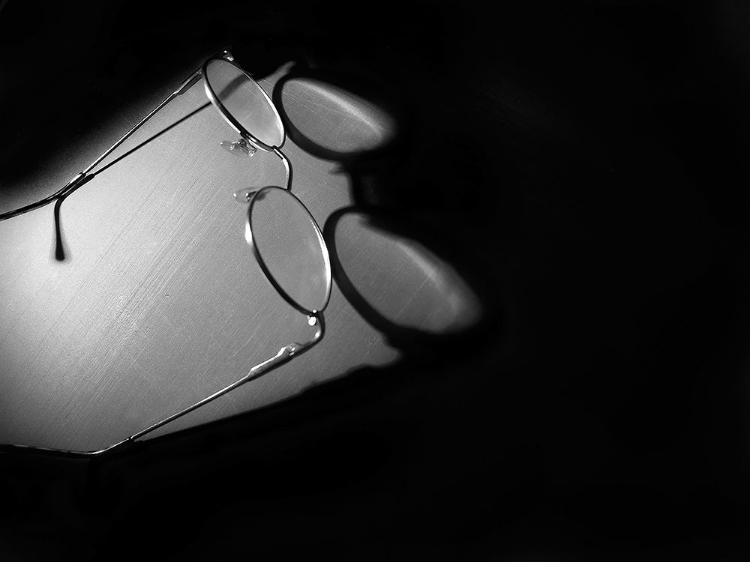 Picture of EYE GLASSES