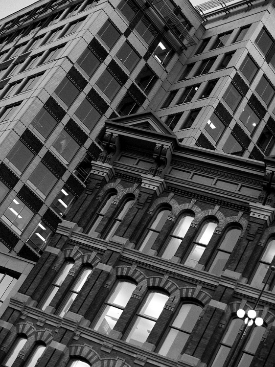 Picture of CHAMBERS BUILDINGS BLACK AND WHITE