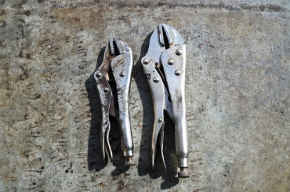 Picture of 2 CLAMP VERTICAL WRENCHES