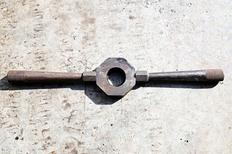 Picture of OLD MANUAL TOOL