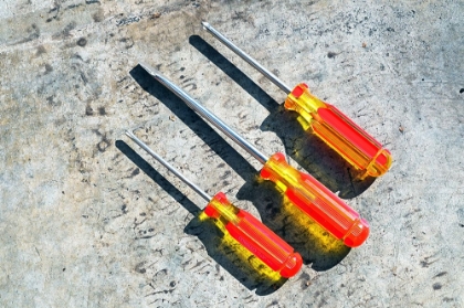 Picture of THREE RED AND YELLOW SCREWDRIVERS