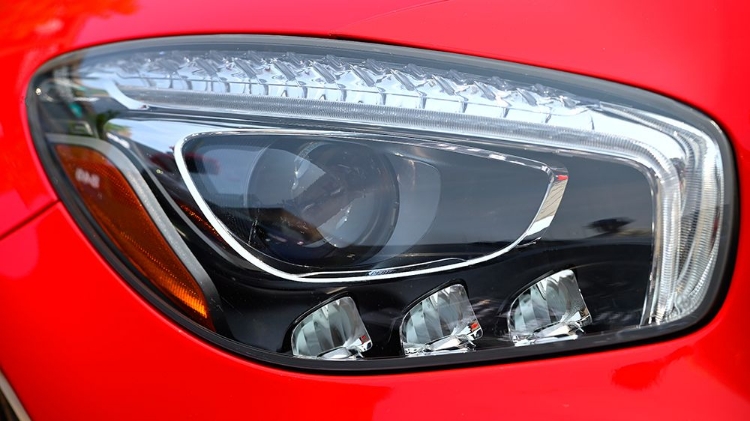 Picture of HEADLIGHT OF A SUPER EXOTIC CAR